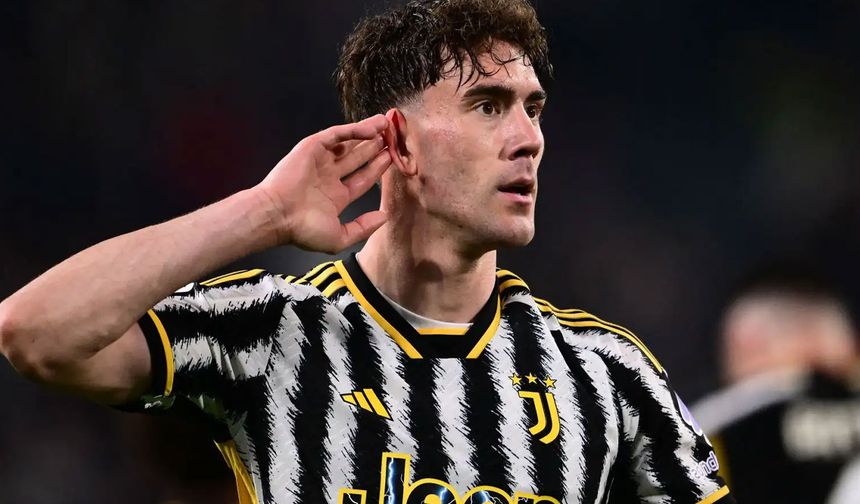 FENERBAHÇE VLAHOVIC'İ İSTİYOR

Edin Dzeko'nun takımdan ayrılmasının ardından kadroya yıldız bir golcü dahil etmek isteyen Fenerbahçe, Juventus'un golcüsü Dusan Vlahovic'i transfer etmek için temaslarını sürdürüyor.