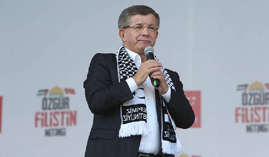 Davutoğlu iktidara seslendi: Güvenlik talep etmiyorum şehit düşeceksek onlarla birlikte şehit düşelim