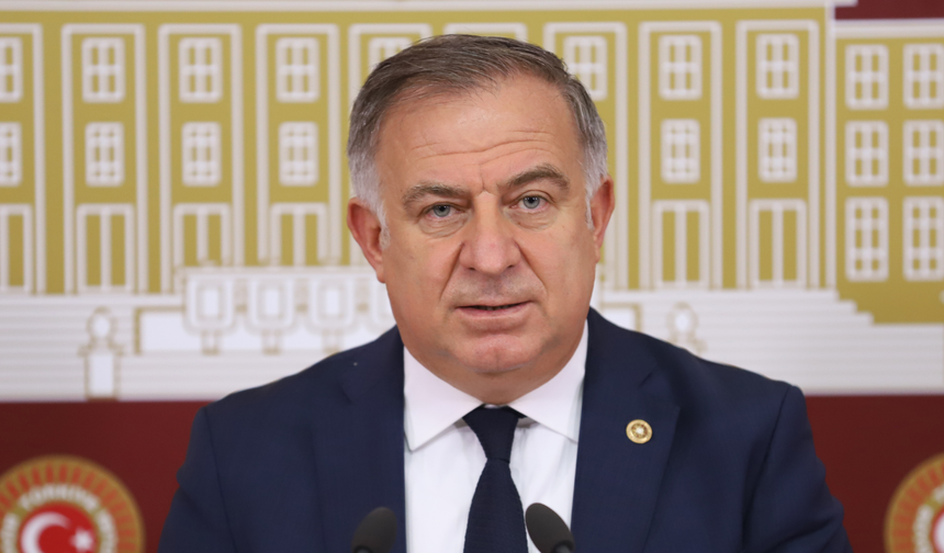 CHP'li Zeybek'ten İzmir grevi çıkışı!