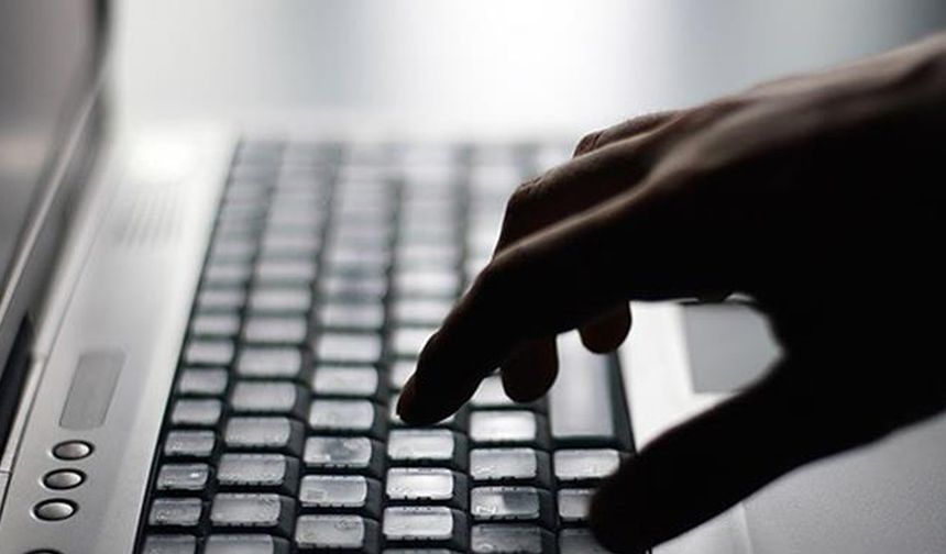 Windows 10 güncellemesinin ardından piyasaya çıkan ve her ay binlerce kullanıcı kazanan Windows 11 güncellemesi, yeni sürümleriyle daha kullanıcı dostu ve işlevsel oluyor. 
