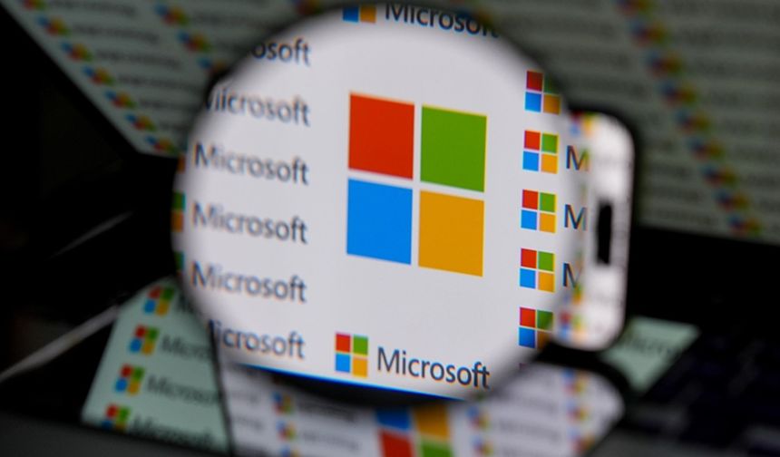 Microsoft’un düzenli olarak güncelleyip yeni özellikler üzerine çalıştığı Windows 11, yaklaşık dört yıl önce piyasaya çıktı ve modern tasarımıyla dikkatleri üzerine çekmişti. Windows 10 desteği ekim ayında sonlandırılırken, teknoloji devi bunun öncesinde önemli bir probleme odaklandı.