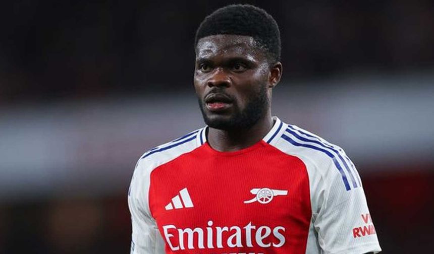 TECAVÜZ SUÇLAMASIYLA YARGILANACAK

BBC’nin haberine göre ise Ganalı yıldız, tecavüz suçlaması ile yargılanacak.

Haberde, Thomas Partey’in beş tecavüz ve bir cinsel saldırı suçlamasıyla yargılandığı ifade edildi.