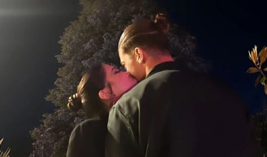 Rennes’te forma terleten Bertuğ Yıldırım ve sosyal medya fenomeni Ala Tokel bir süre önce yaşadıkları aşkla gündeme gelmişti.