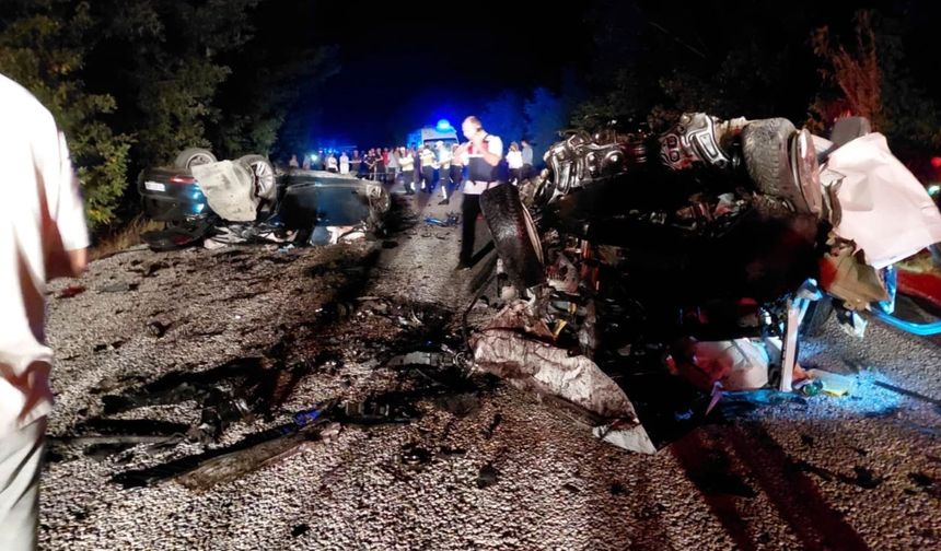 Çanakkale’de katliam gibi kaza! 6 ölü