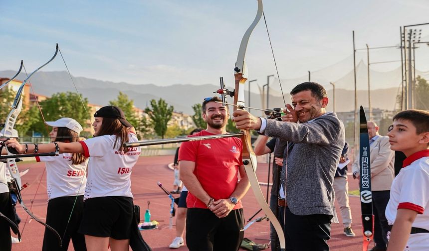 7’den 70’e Denizlililer Büyükşehir yaz spor kurslarına akın etti