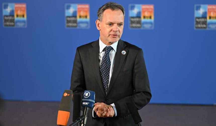 Hollanda'da İsrail krizi: Bakanlar peş peşe istifa etti