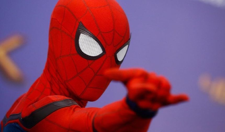 Örümcek Adam setinde kaza! Tom Holland hastanelik oldu
