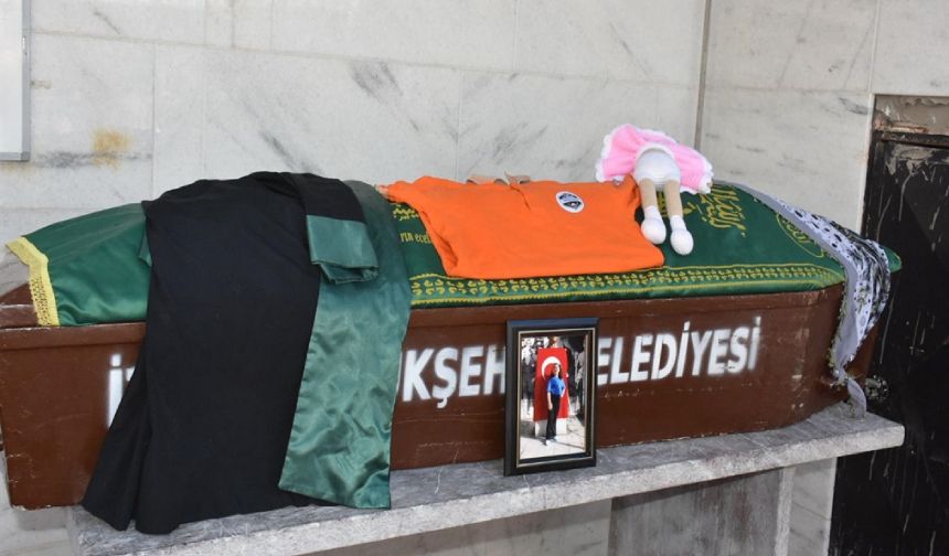 Nakliye asansöründen düşen koltuk 9 yaşındaki Ebrar'ı hayattan kopardı!