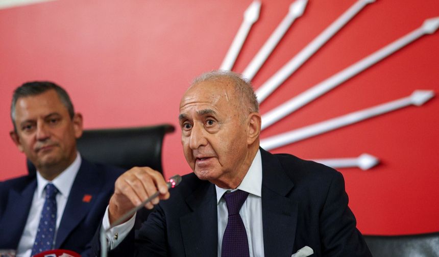 Eski CHP lideri Hikmet Çetin yoğun bakıma kaldırıldı