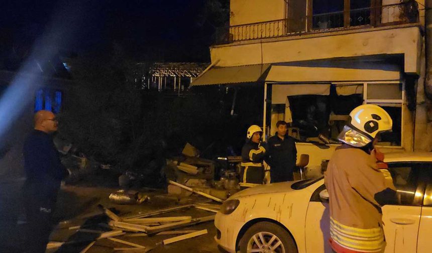 Ekmek fırını bomba gibi patladı! 9 yaralı