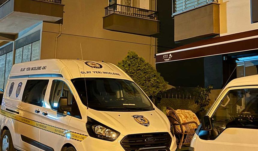 Tartıştığı eşi ve kızını silahla vurdu