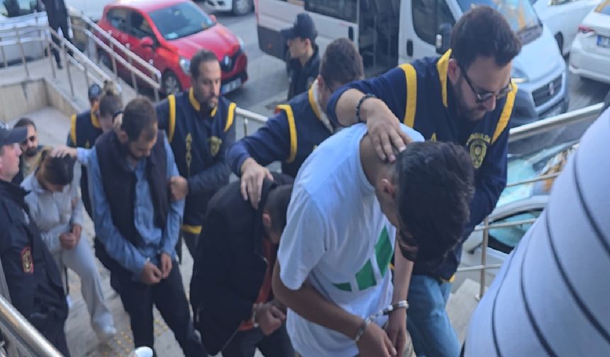 ‘Cinsel istismar davası’ tuzağı ile emekliyi 2,5 milyon TL dolandırdılar