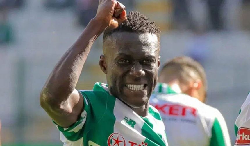 Bahis skandalında tutuklanan futbolcunun sözleşmesi feshedildi