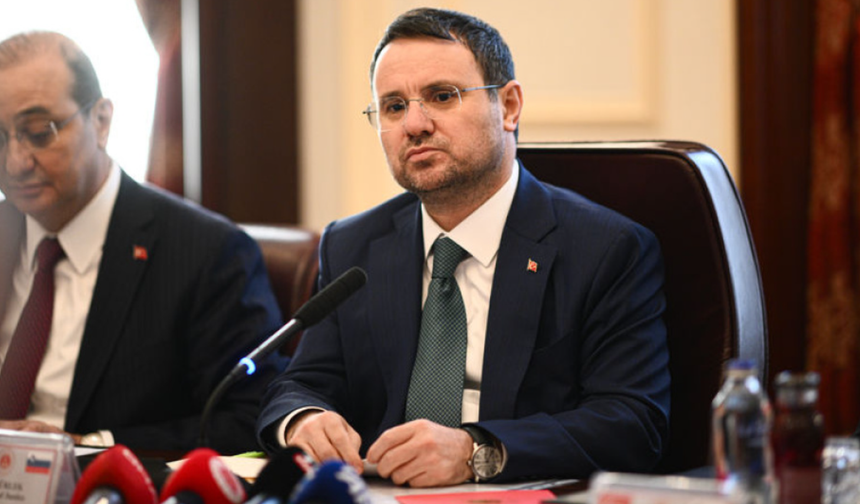 Bakan Gürlek'ten ticari davalarla ilgili açıklama