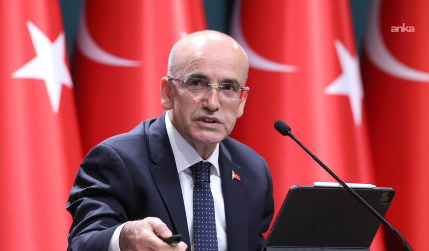 Mehmet Şimşek: "Kalıcı refah artışı hedefimiz için kritik bir eşik olan yüksek gelirli ülkeler grubuna 2025 yılında dahil olduğumuzu öngörüyoruz"