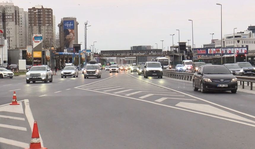 Zeytinburnu D-100 yan yolda dronlu 'kaynak' denetimi