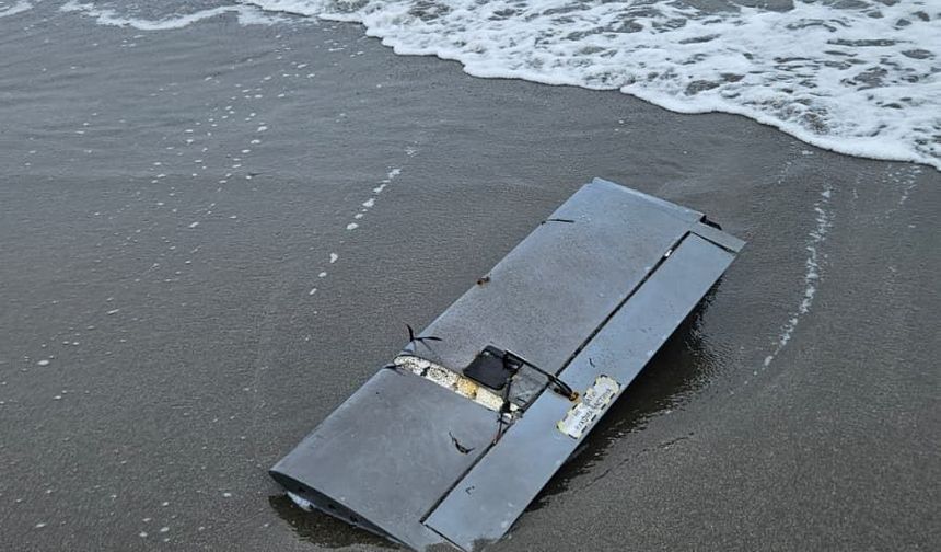 Sakarya'da deniz kıyısında insansız hava aracı parçaları bulundu