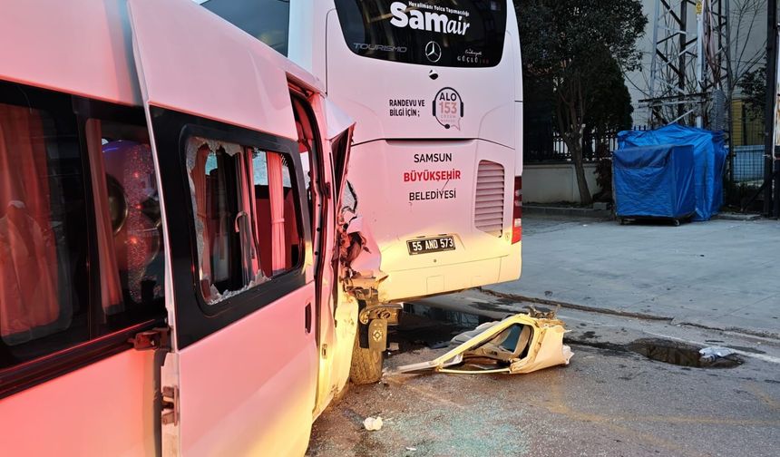 Samsun'da 3 aracın karıştığı zincirleme kaza: 7 yaralı