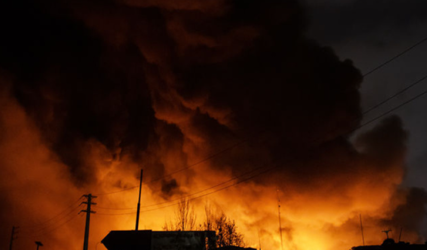 Axios: ABD, İsrail'den İran'ın enerji altyapısına yönelik başka saldırı düzenlememesini istedi