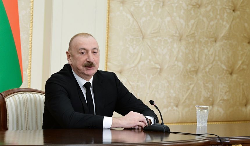 İran Cumhurbaşkanı Pezeşkiyan, Azerbaycan Cumhurbaşkanı Aliyev ile telefonda görüştü