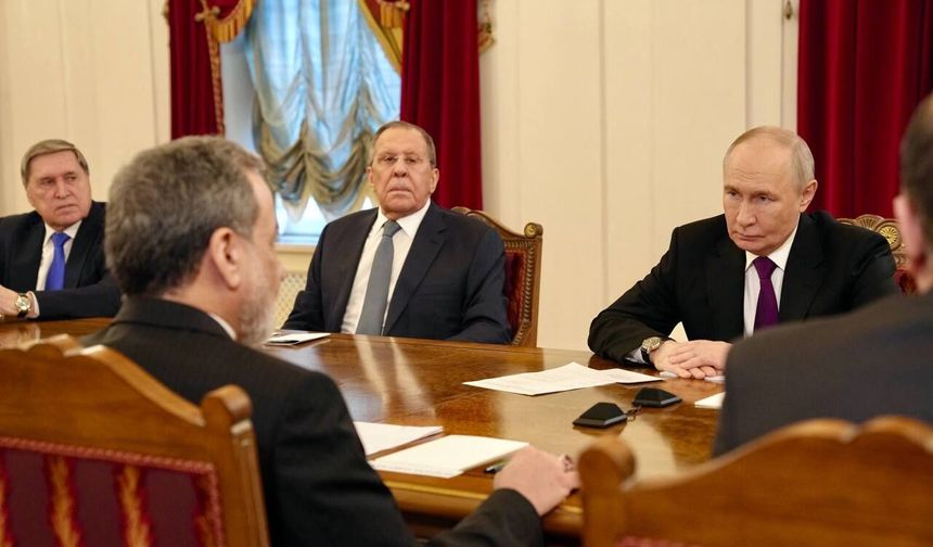 Putin, Arakçi ile bir araya geldi