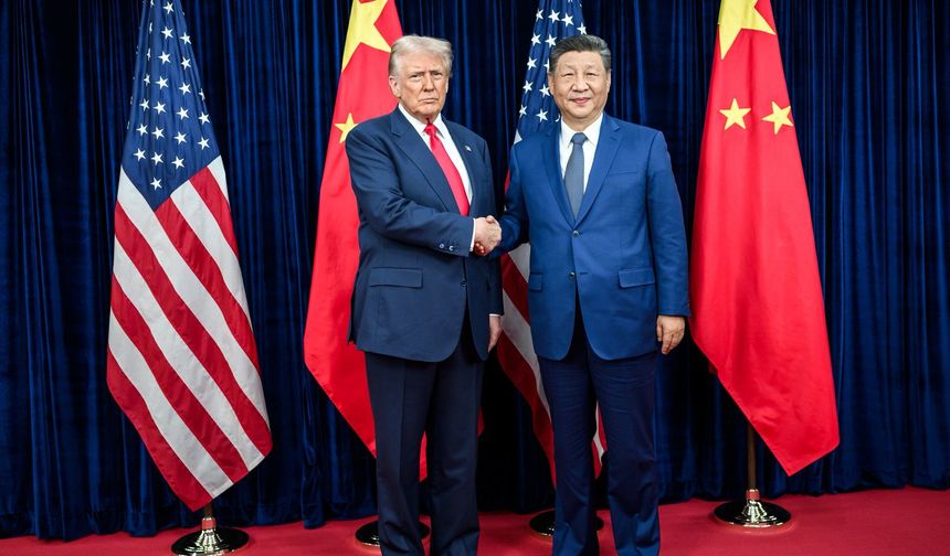 Trump'tan Çin mesajı: Başkan Şi Hürmüz kararından çok memnun