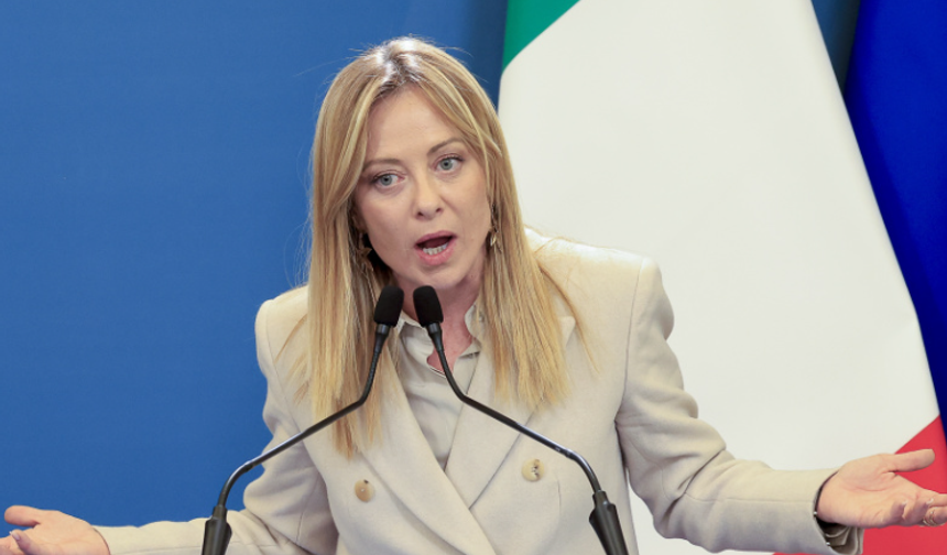 İtalya'dan İsrail kararı: Savunma anlaşmasının otomatik yenilenme işlemini askıya aldı