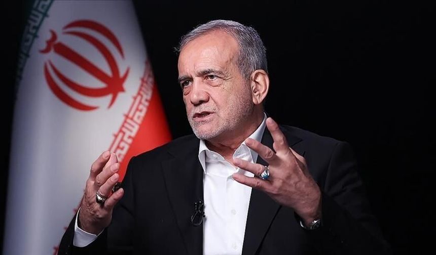 İran'dan Trump mesajı: O kim ki bir ulusu haklarından mahrum ediyor