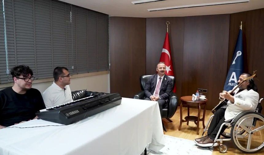 Ağıralioğlu'ndan, şehit öğretmen Aybüke Yalçın için anma mesajı