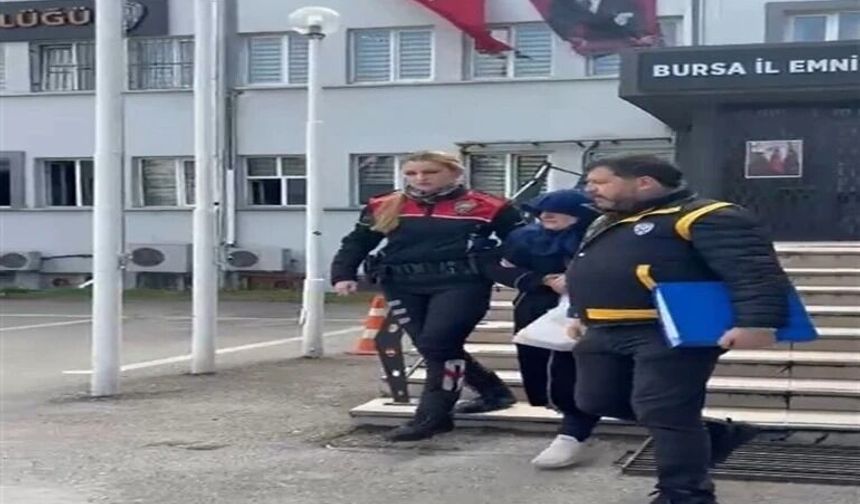 Eşinin cesedini nacakla 15 parçaya bölen kadın, kan sıçramasın diye etrafa poşet sermiş