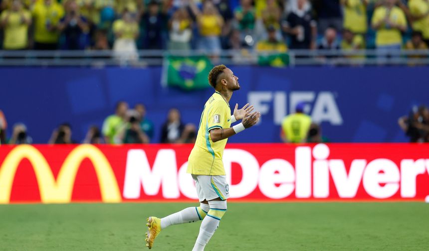 Brezilya, Dünya Kupası'na veda etti; Neymar, milli takım kariyerini noktaladı