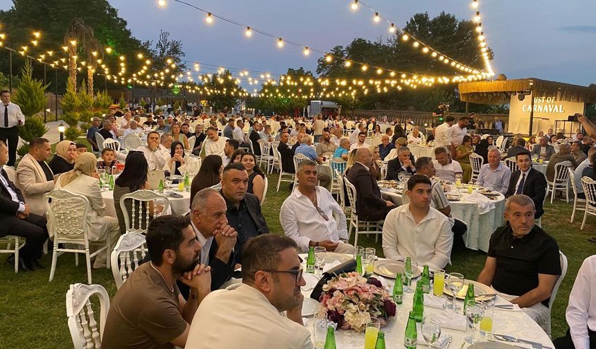 Kırkpınar Ağası Ufuk Özünlü'den pehlivanlara destek gecesi