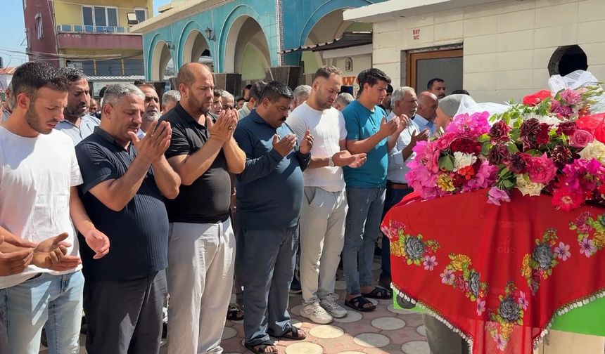 Nehirde boğulan Eda, son yolculuğuna gelinlikle uğurlandı