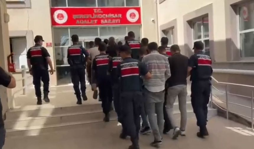 Ankara'da uyuşturucu ticareti operasyonu: 17 gözaltı