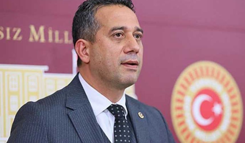 Cumhuriyet Halk Partisi Grup Başkanvekili Ali Mahir Başarır dün Türkiye Büyük Millet Meclisi'nde basın toplantısında konuştu. Başarır’ın, “21 yıldır ülkeyi yönetiyorsun Erdoğan, neden insanlar bu kadar dinden soğudu? Pırıl pırıl milyonlarca gencimiz neden ateist ya da deist olma tercihini seçti? Dini sürekli siz anlattığınız ve böyle bir yaşam tarzı ortaya koyduğunuz için!” açıklaması sosyal medyada tepki topladı.