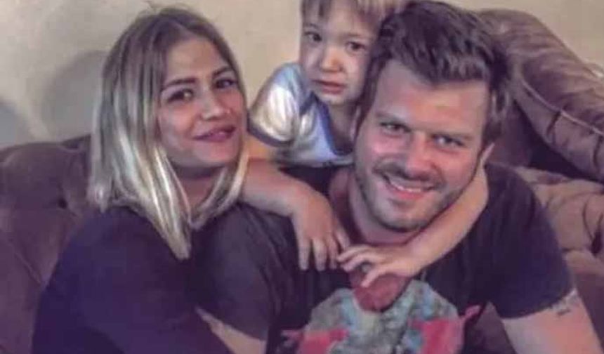 İşte Kıvanç Tatlıtuğ'un güzelliğiyle mest eden kız kardeşi Melisa Tatlıtuğ...