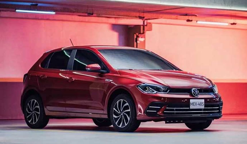 Volkswagen Polo fiyat listesi Mart 2024: 1,0 80 PS Impression Man. 1.109.000 TL, 1,0 TSI 95 PS Life Man. 1.230.000 TL, 1,0 TSI 95 PS Life DSG 1.326.000 TL, 1,0 TSI 95 PS Style DSG 1.530.000 TL
