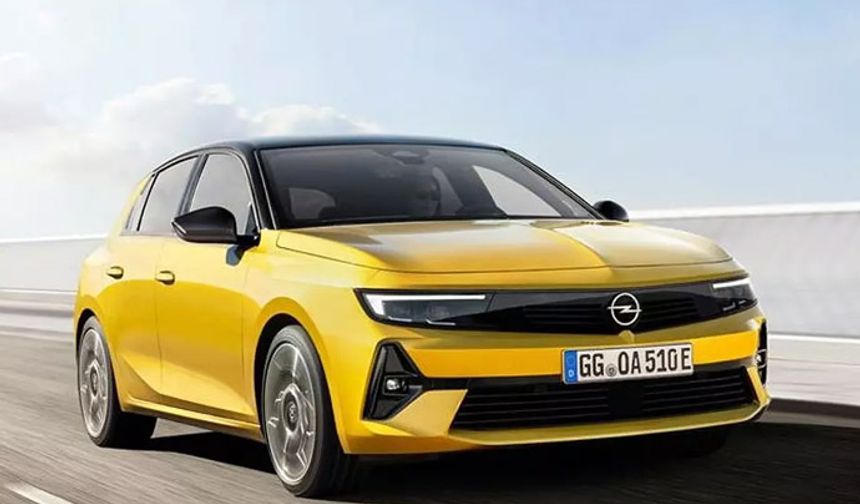 Opel Astra fiyat listesi Nisan 2024: 1.2 130 HP Benzin AT8 Ultimate 1.835.900 TL