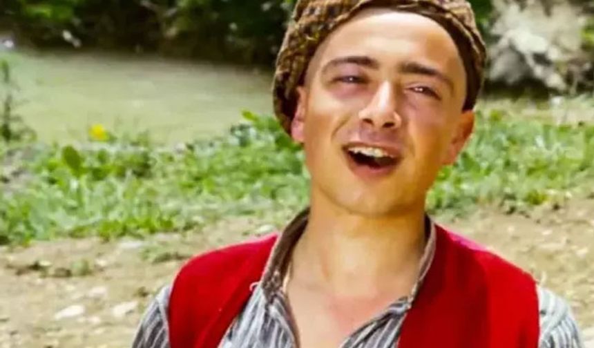Asyalı, daha sonra birçok film ve tiyatro oyununda önemli karakterlere hayat verdi. Asyalı, 1971-1975 yılları arasında rol aldığı dört "Keloğlan" filminde performansıyla izleyicileri kendisine hayran bırakmıştı. Peki, usta oyuncu Rüştü Asyalı şimdi ne yapıyor?