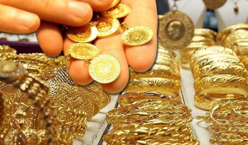 Altının ons fiyatı, ABD Merkez Bankası'nın (Fed) son toplantısına ilişkin yayımlanan tutanaklarının ardından, üst üste üçüncü işlem gününde de geriliyor. 2 bin 355 dolara kadar gerileyen ons altın, sabah saatleri itibarıyla 2364 dolar seviyesinde hareket etti. Peki gram altın, çeyrek altın, yarım altın ve tam altın fiyatı ne kadar oldu? İşte 23 Mayıs günü altın fiyatları…