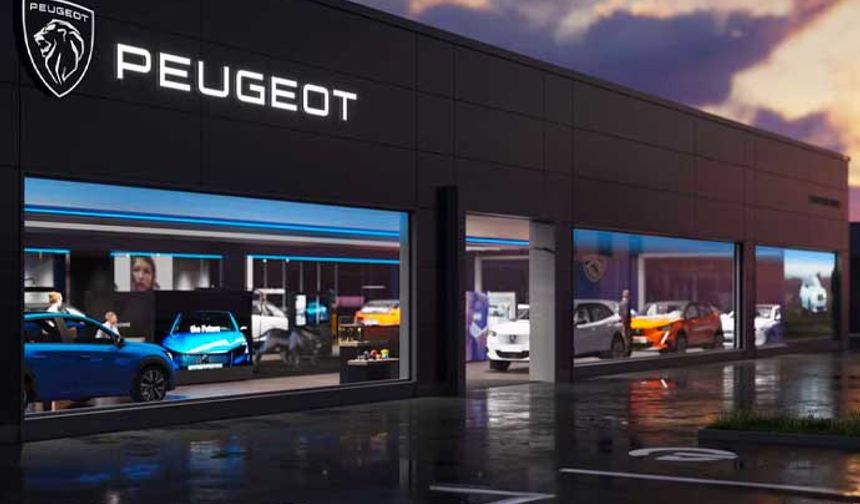 Araba almak için araştırma yapanlar hem uygun fiyatlı hem de yüksek özellikli araçları tercih ediyor. Çok tercih edilen markalardan olan Fransız devi Peugeot 2024 yılının eylül ayı fiyat listesini açıkladı. İşte Türkiye'ye gelecek olan yeni model 3008 ile beraber Peugeot’nun fiyat listesi…