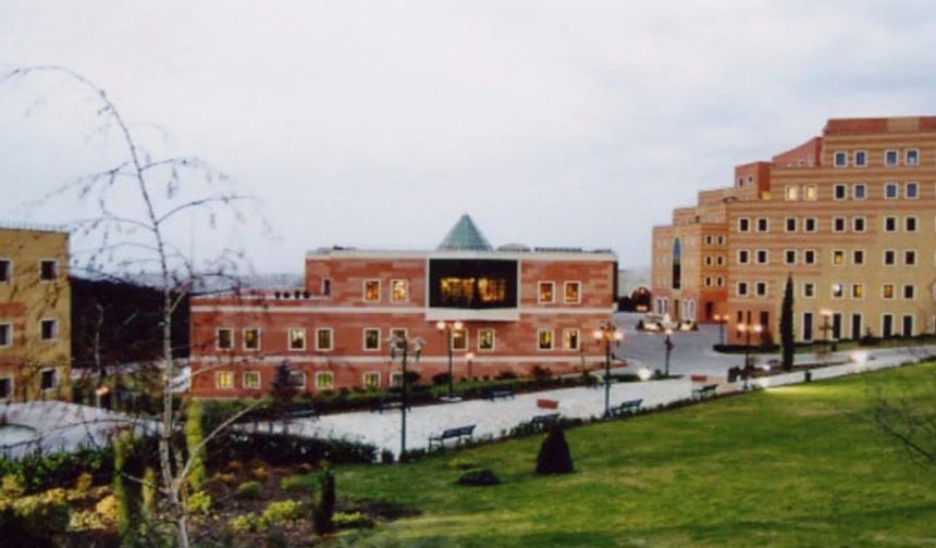 30. Yeni Yüzyıl Üniversitesi Tıp Fakültesi: %25 İndirimli: 300.000 TL / yıllık