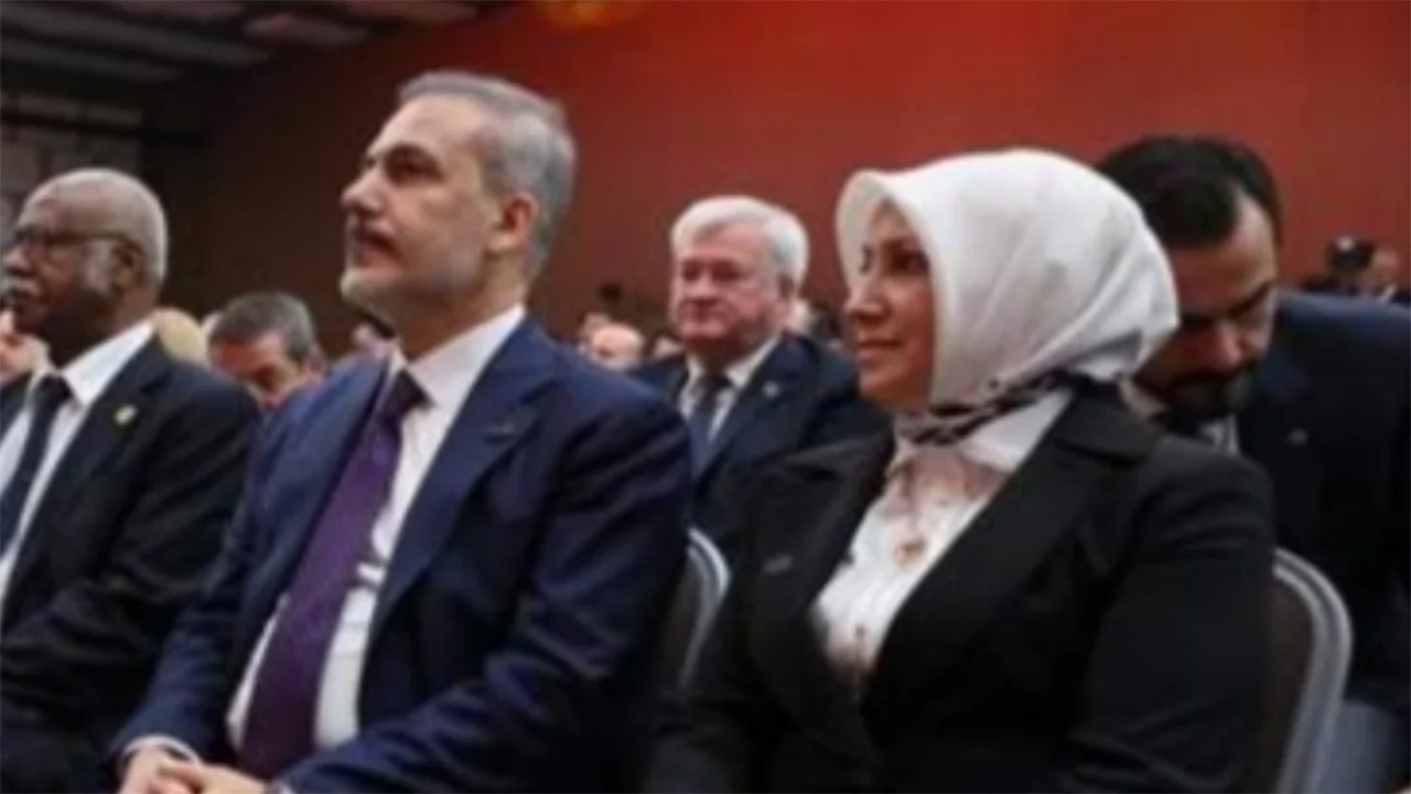 Dışişleri Bakanı Hakan Fidan'ın Eşi Nuran Fidan: Kimdir, Mesleği Ne, Kaç Yaşında ve Hayatı Hakkında Bilgiler