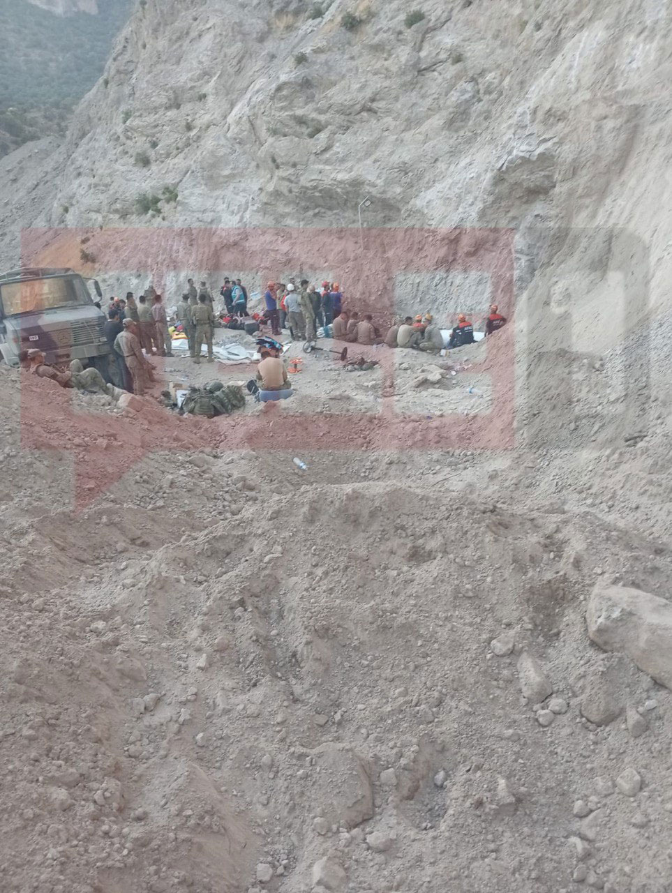Cave4