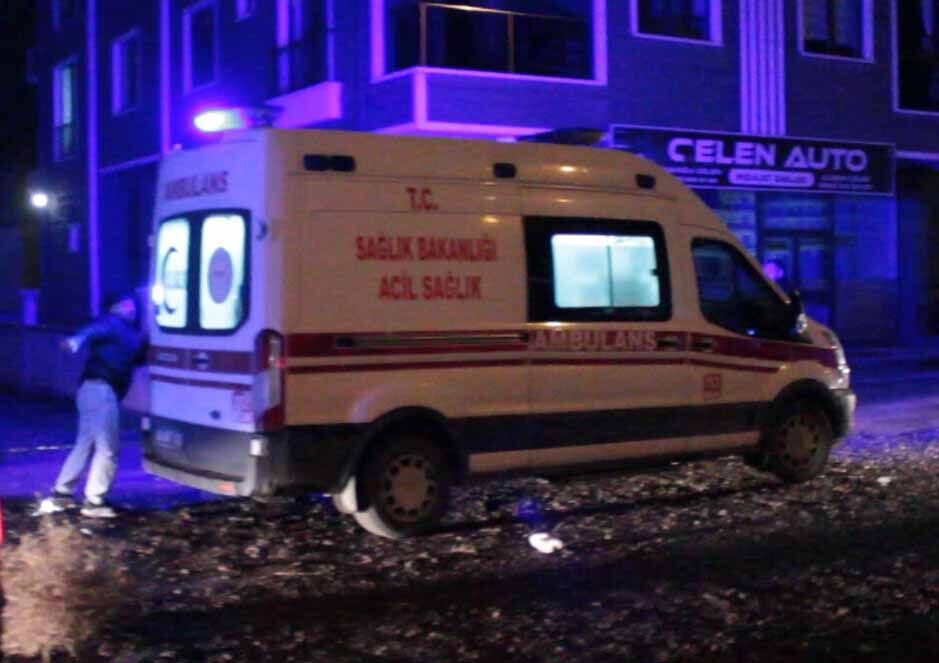 Sevgilisinin oğlu tarafından bıçaklanmıştı, hayatını kaybetti
