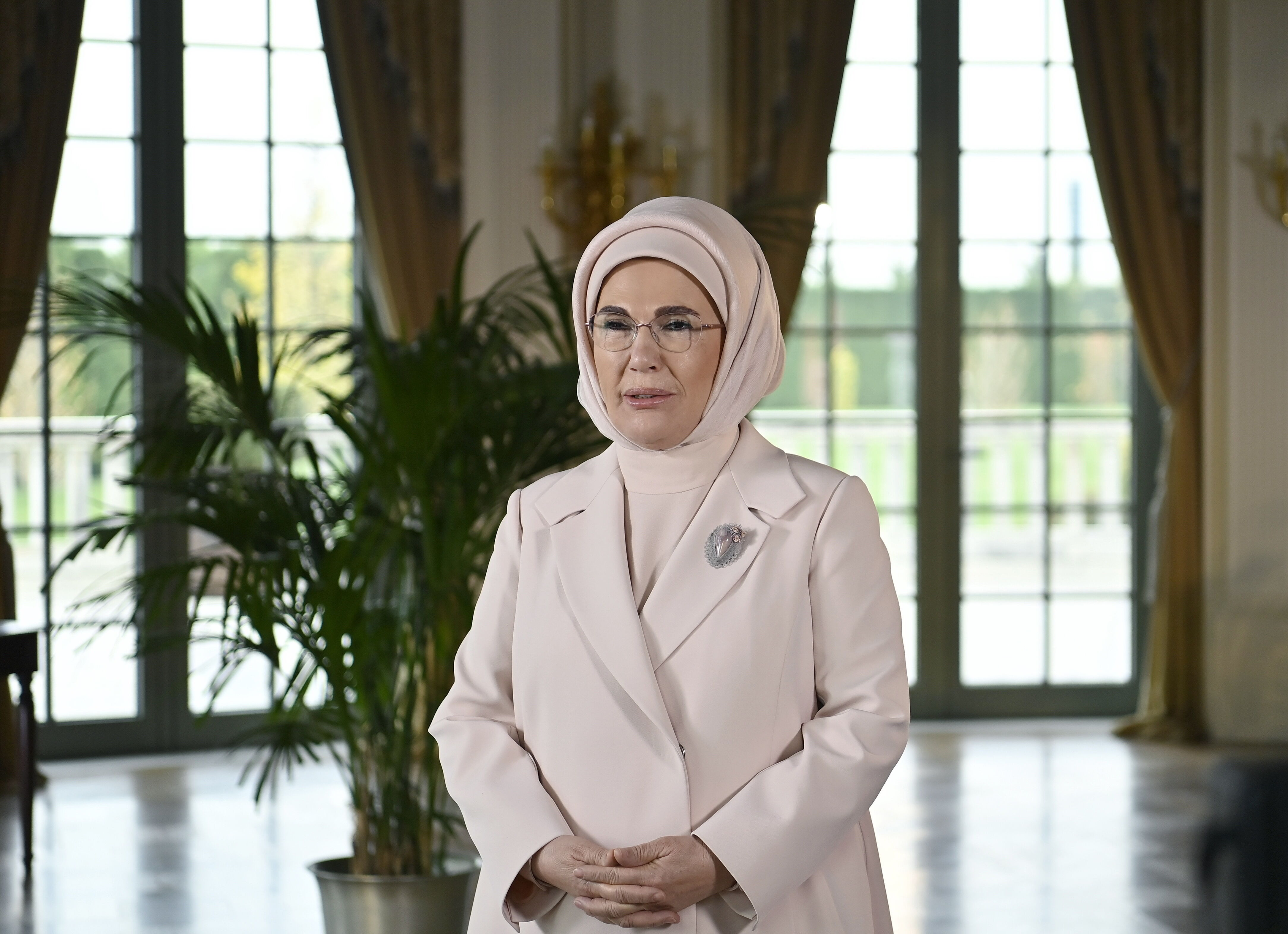 Emine Erdoğan'dan Cumhurbaşkanı Erdoğan'ın BM'deki hitabına ilişkin paylaşım