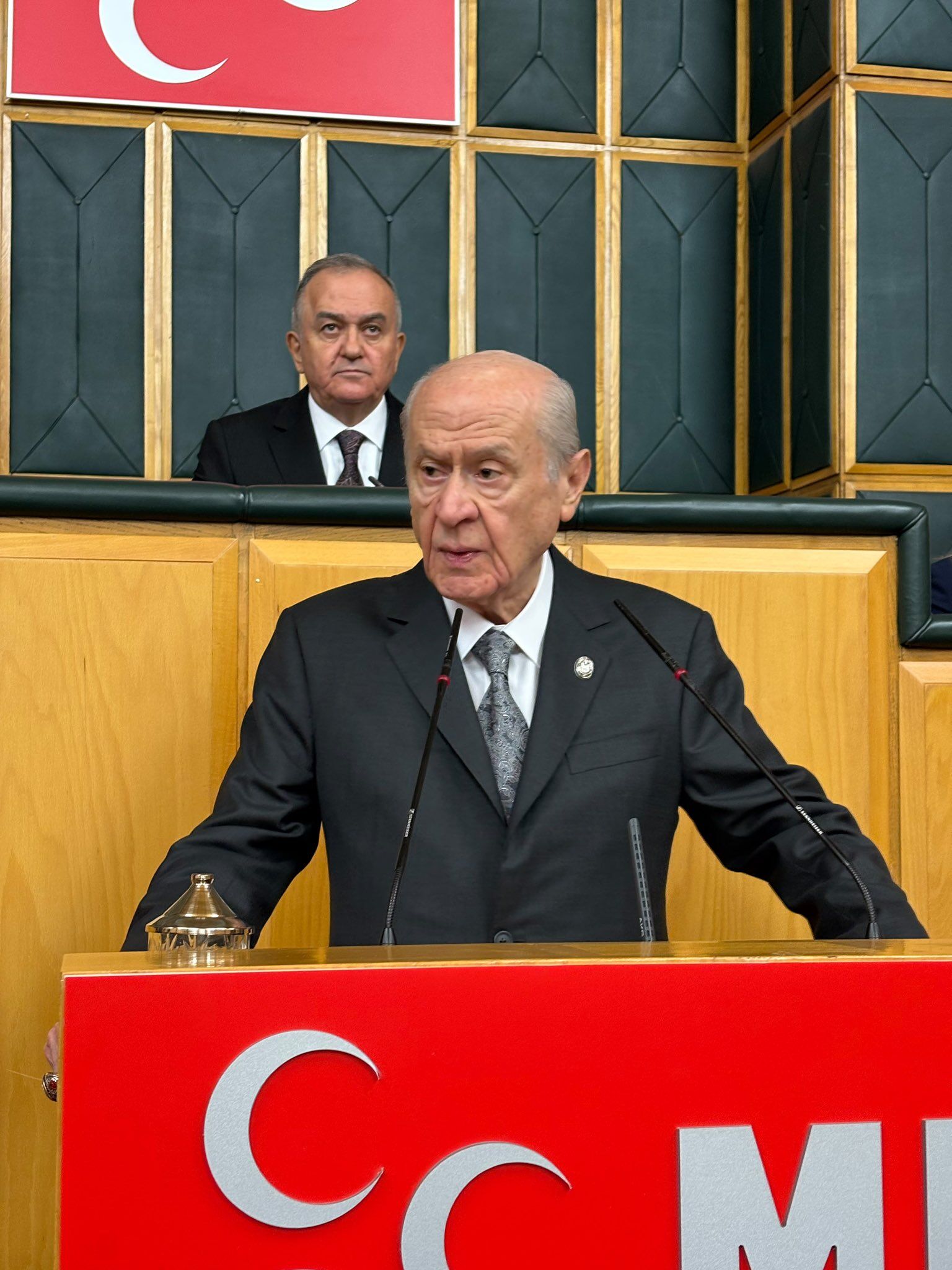 Bahçeli: Cumhurbaşkanı Erdoğan'ın aday olabilmesi için 'seçimlerin yenilenmesi' kararı alınmalıdır