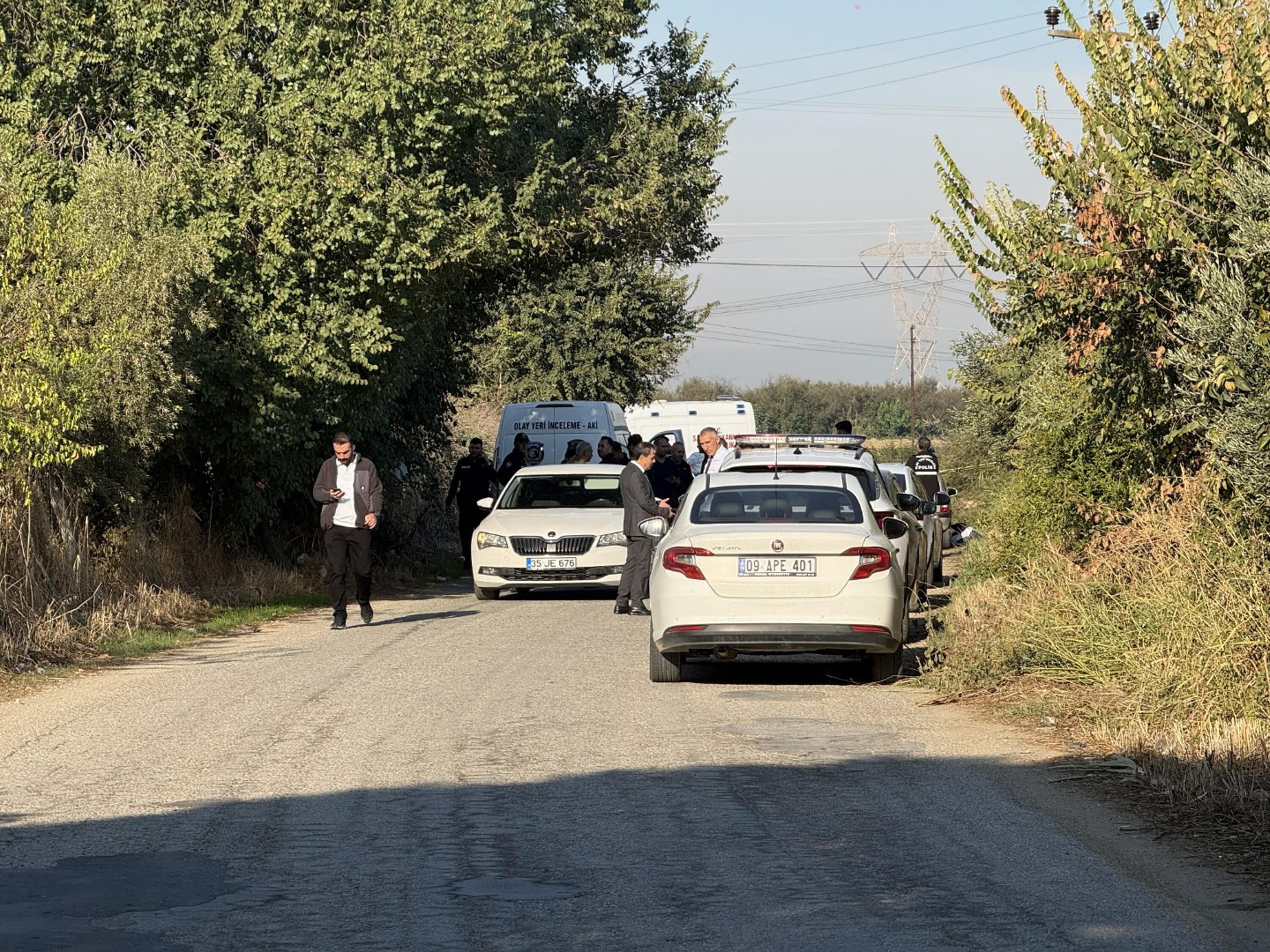 Eski eşini tabancayla öldürüp, kendi yaşamına son verdi