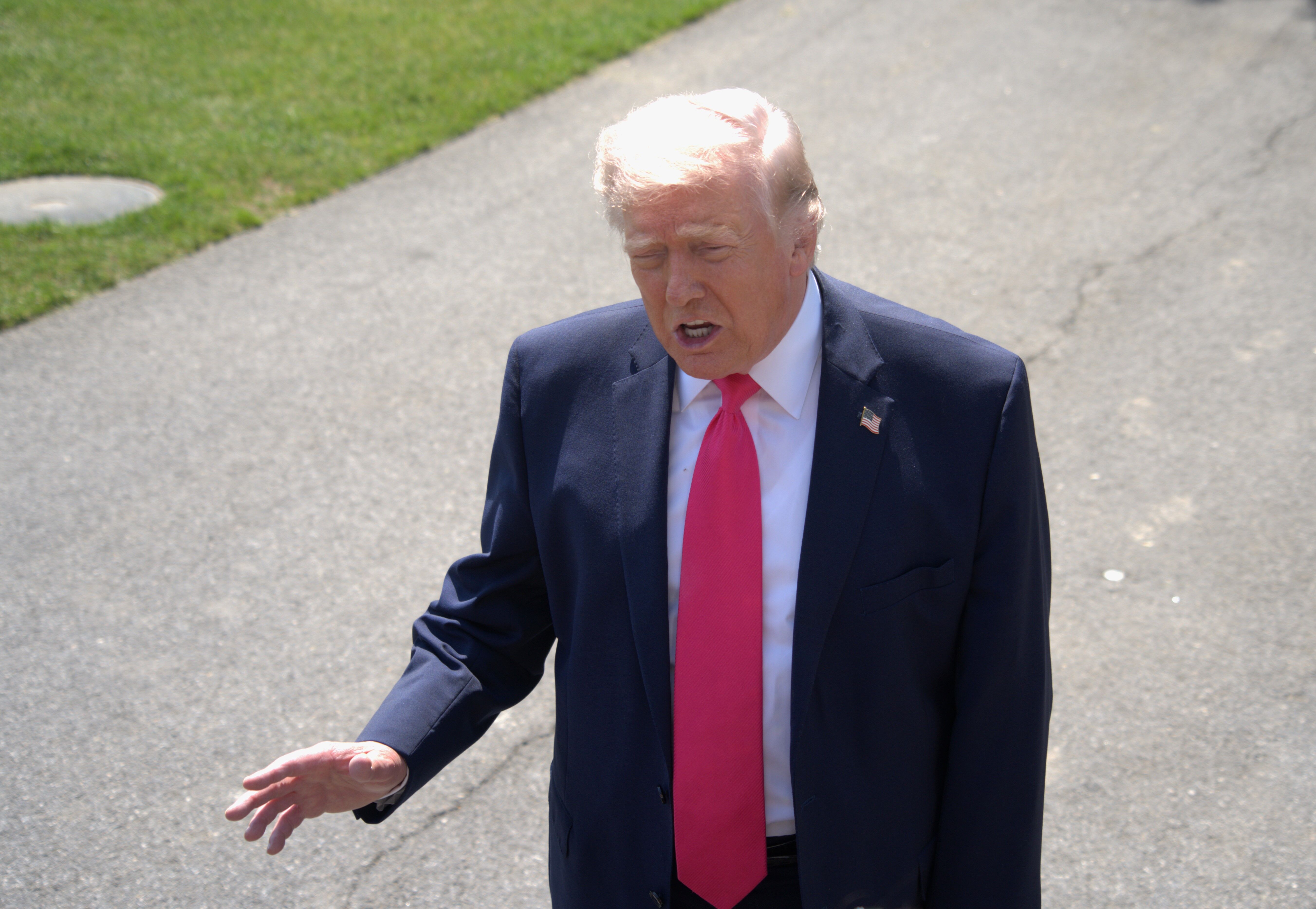 Trump'tan İran açıklaması: Ordularını yok ettik, petrol fiyatları hızla düşecek