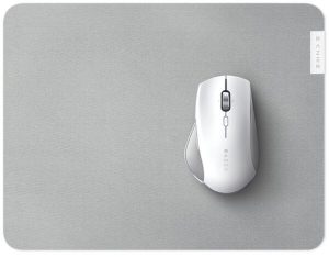 Razer’dan beyazlı set